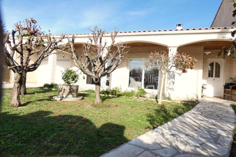 Maison traditionnelle - 120 m² - 6 pièces