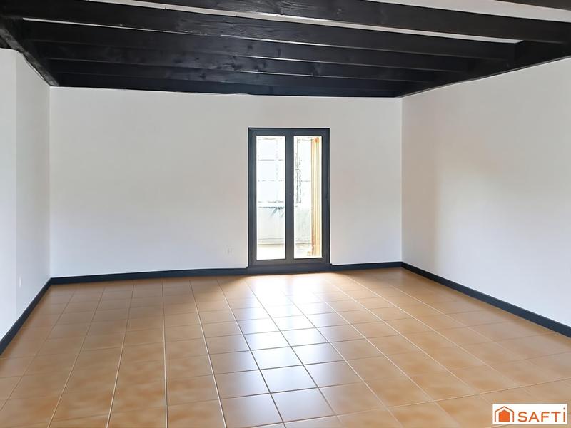 Maison - 248 m² - 8 pièces