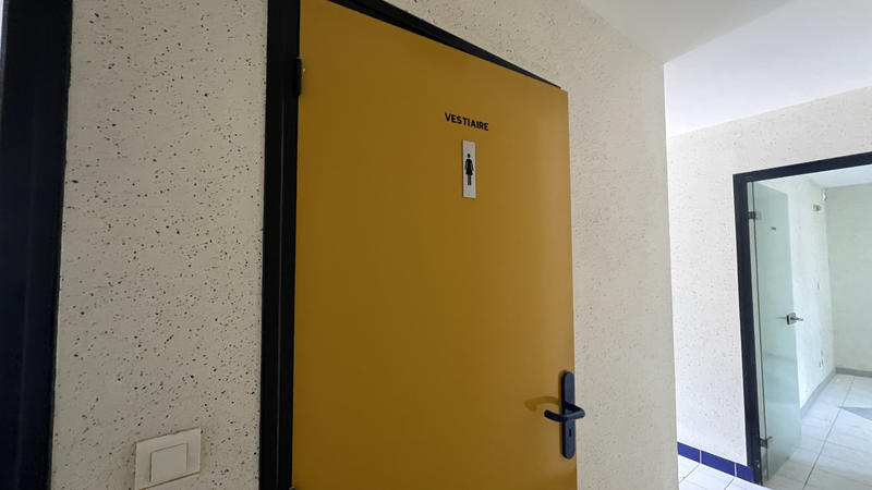 Local commercial - 115 m²