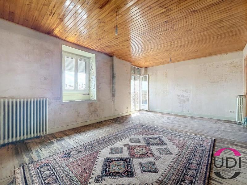 Appartement - 81 m² - 3 pièces