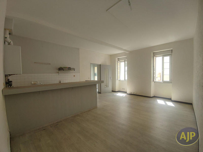 Appartement - 81 m² - 3 pièces