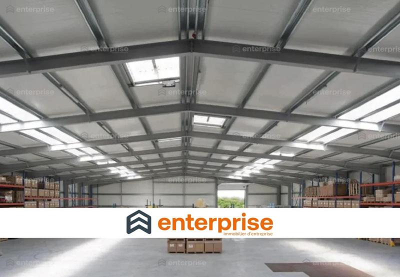 Local d'activité / Entrepôt - 364 m²