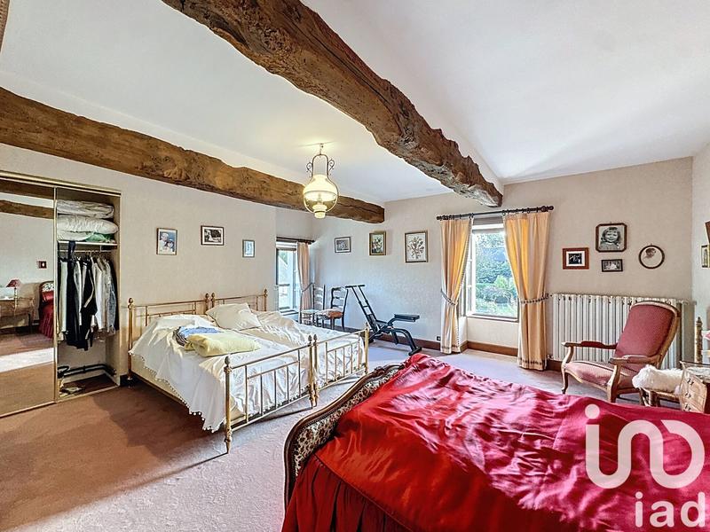 Maison - 306 m² - 8 pièces