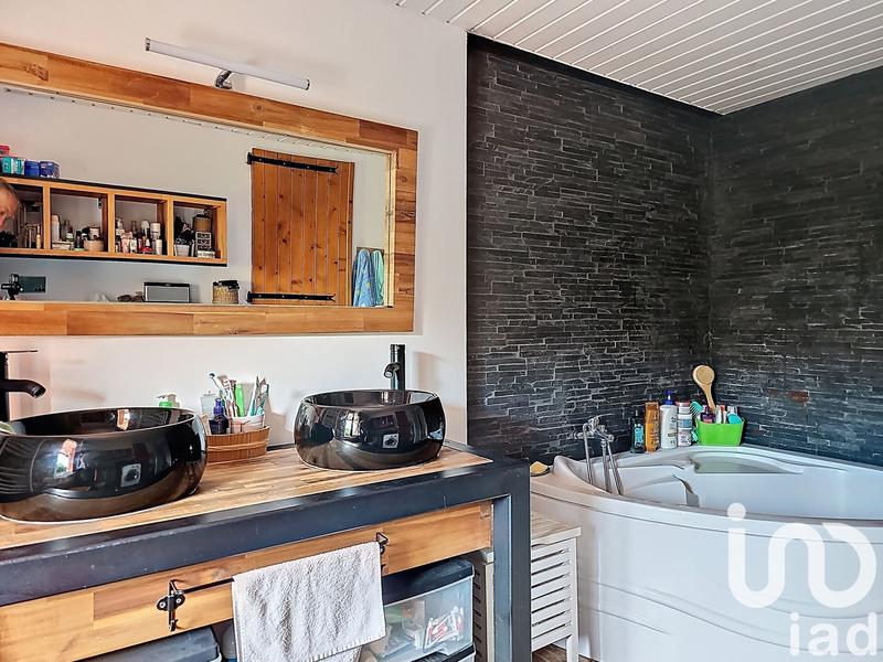 Maison - 143 m² - 5 pièces