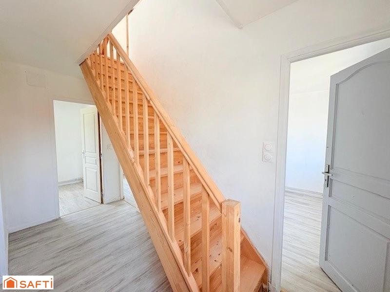 Maison - 102 m² - 6 pièces