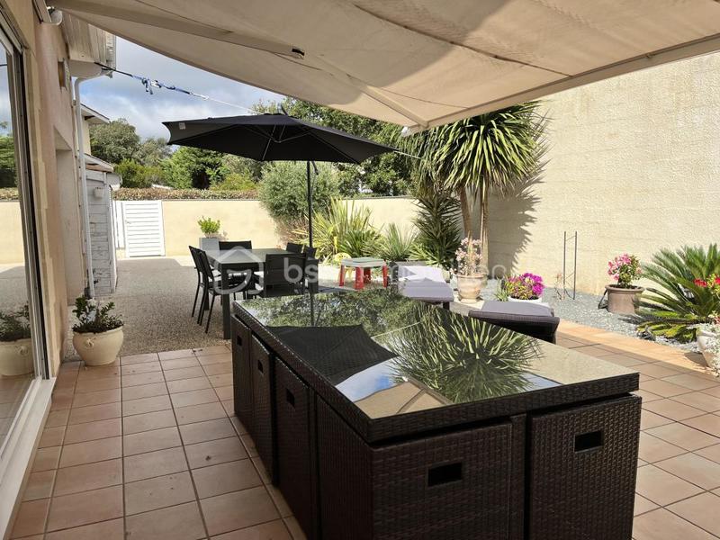 Villa - 210 m² - 6 pièces