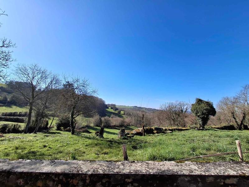 Maison - 220 m² - 13 pièces