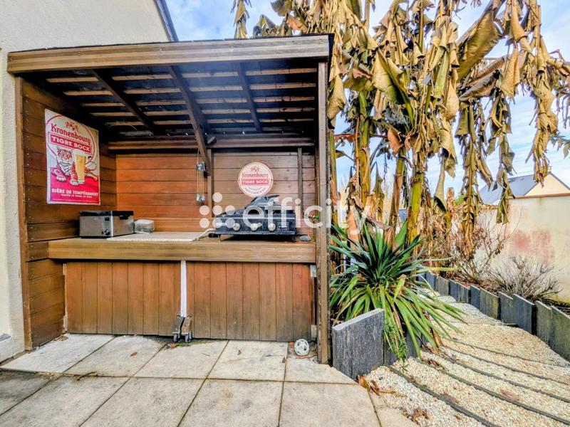 Pavillon - 170 m² - 6 pièces