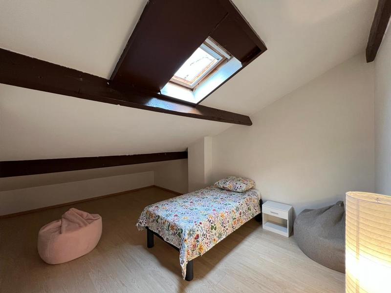 Maison - 250 m² - 11 pièces