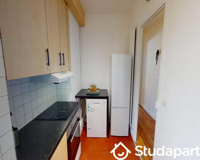 Chambre - 80 m² - 1 pièce