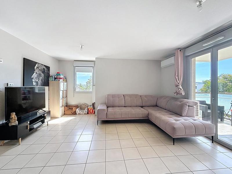 Appartement - 80 m² - 4 pièces