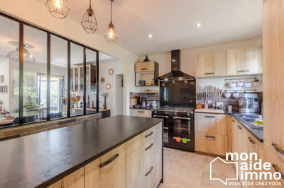 Maison - 123 m² - 6 pièces