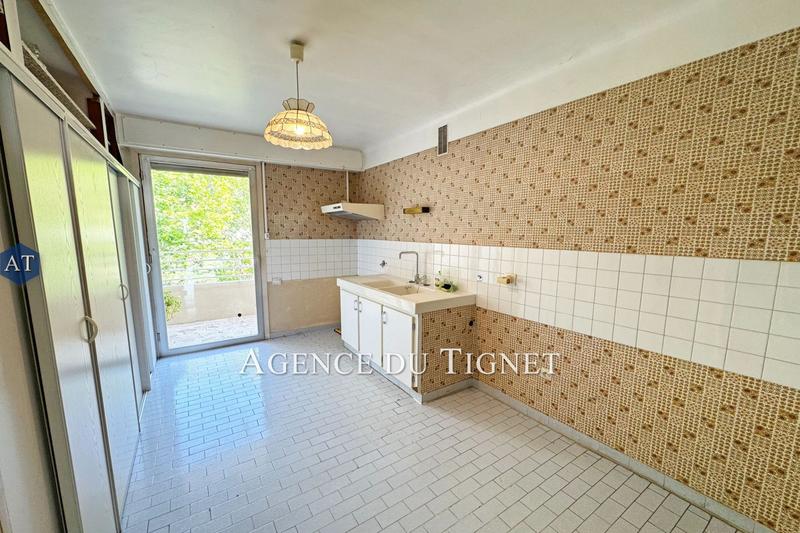 Appartement - 110 m² - 5 pièces