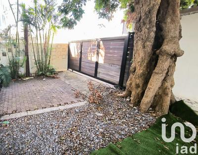 Maison de ville - 100 m² - 5 pièces