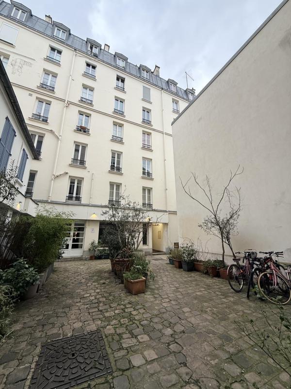 Studio - 14 m² - 1 pièce