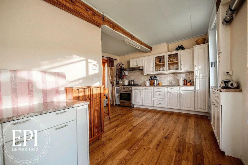 Maison - 82 m² - 4 pièces