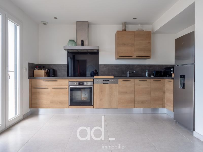 Maison - 87 m² - 4 pièces