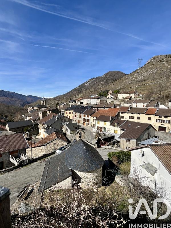 Maison de village - 97 m² - 5 pièces