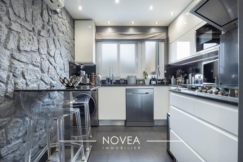 Appartement - 93 m² - 4 pièces