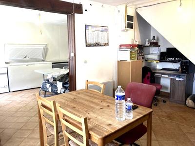 Maison - 225 m² - 4 pièces