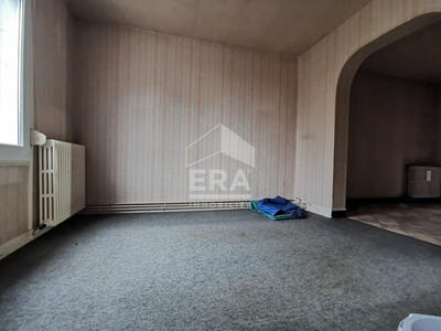 Maison - 110 m² - 8 pièces