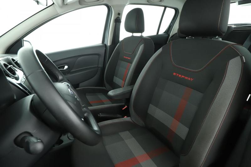 Dacia Sandero II Stepway 1.5 dCi Blue Charisma 95 ch