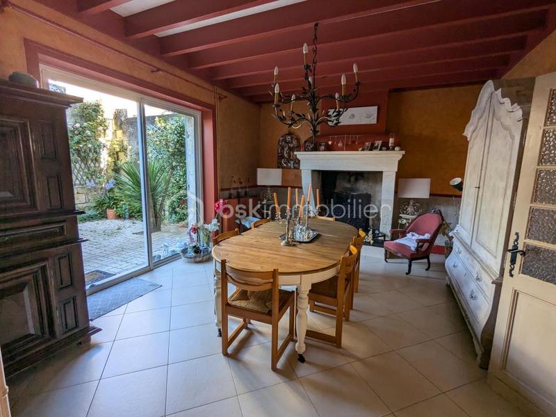 Maison en pierre - 180 m² - 6 pièces