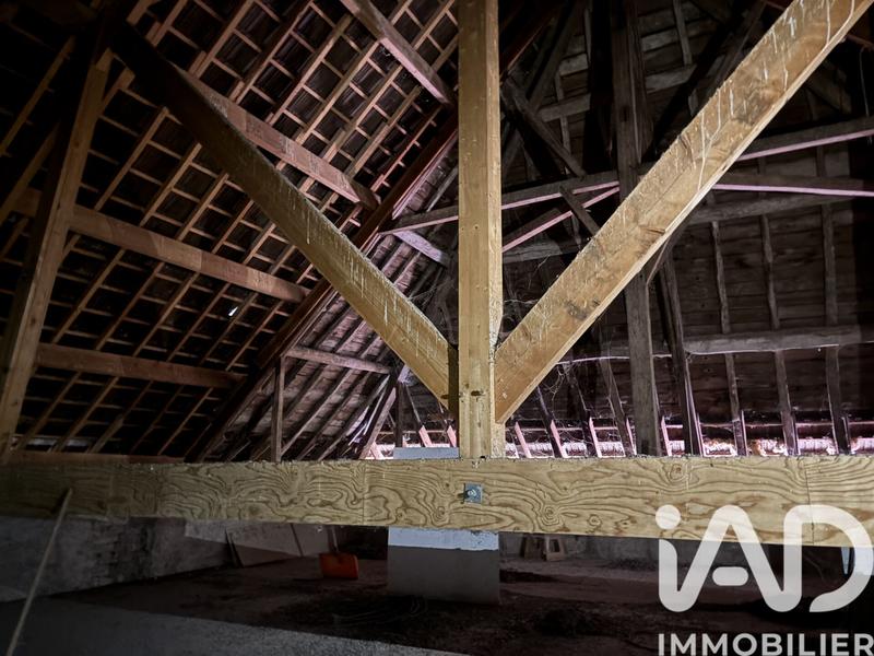 Maison - 246 m² - 5 pièces