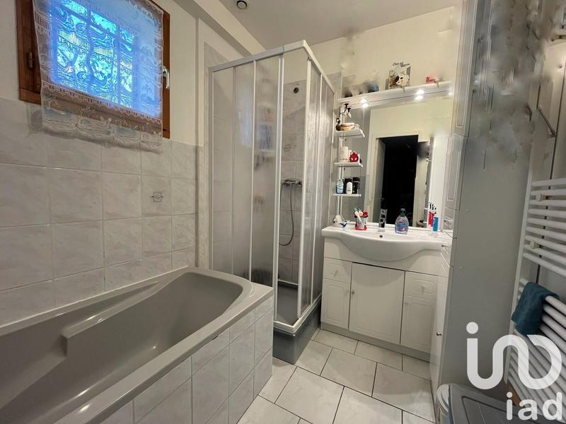 Maison - 89 m² - 5 pièces