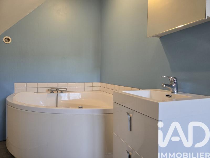 Maison - 95 m² - 5 pièces