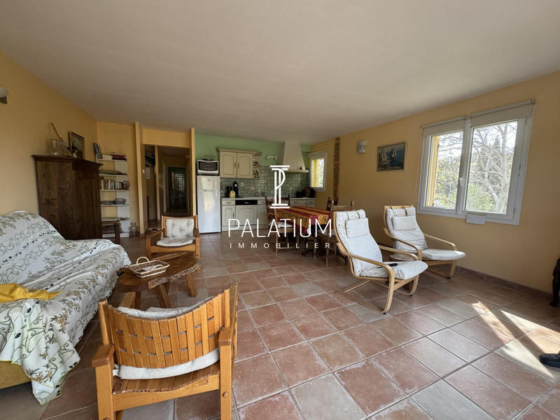 Maison traditionnelle - 160 m² - 6 pièces