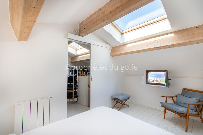 Maison - 104 m² - 5 pièces