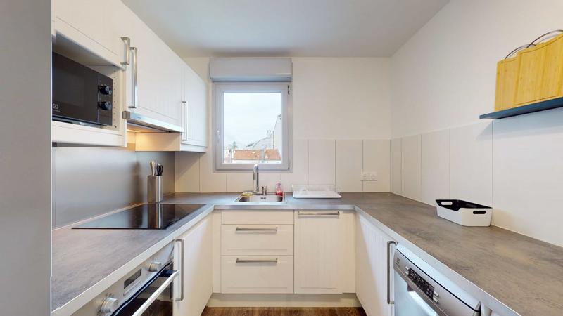 Appartement - 84 m² - 5 pièces