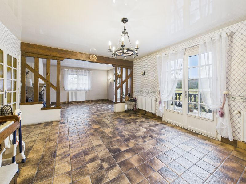 Maison - 170 m² - 6 pièces