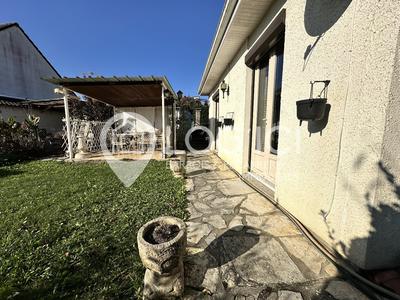 Maison - 88 m² - 4 pièces