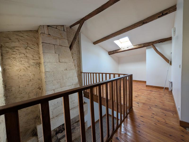 Maison en pierre - 163 m² - 7 pièces