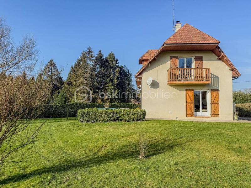 Maison - 96 m² - 4 pièces