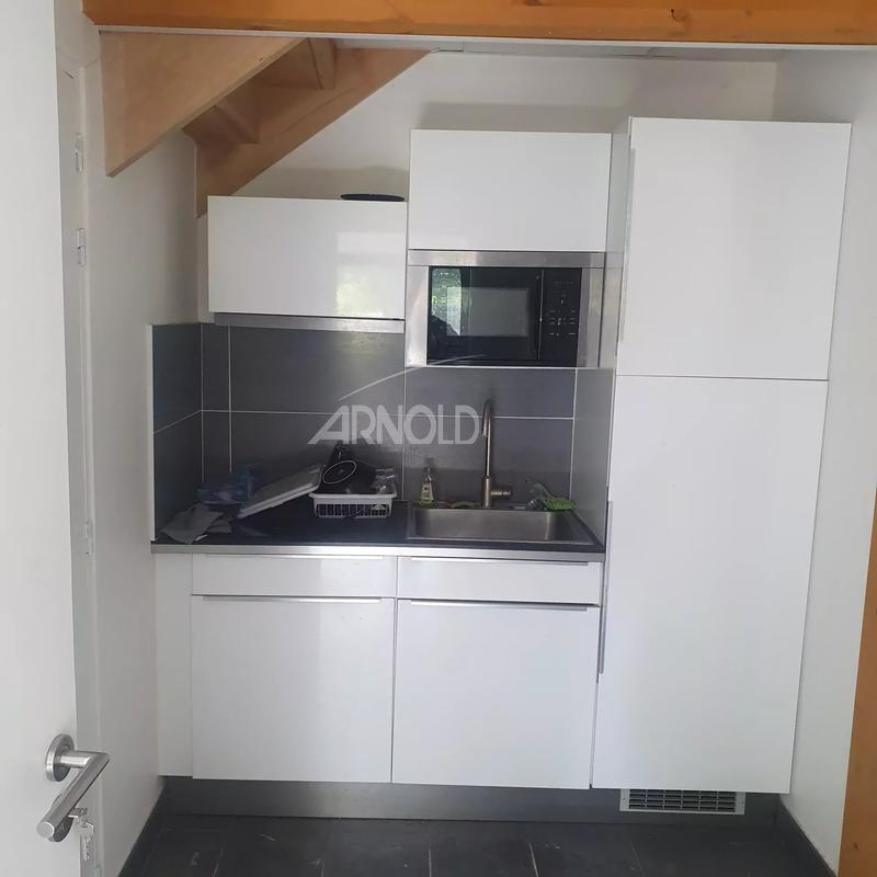 Entrepôt - 260 m² - 5 pièces