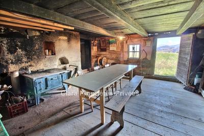 Châlet - 185 m² - 2 pièces