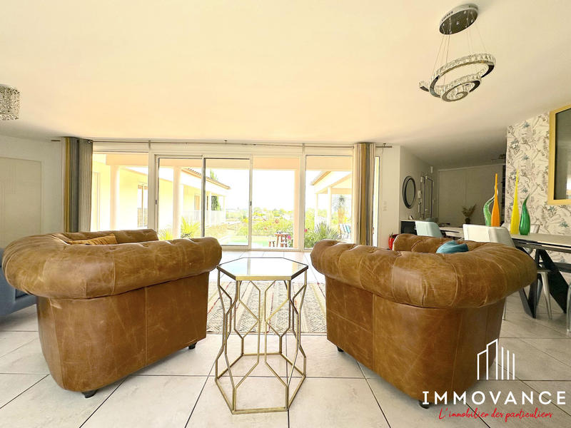 Villa - 180 m² - 6 pièces