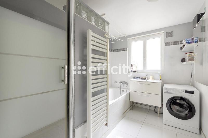 Appartement - 87 m² - 4 pièces