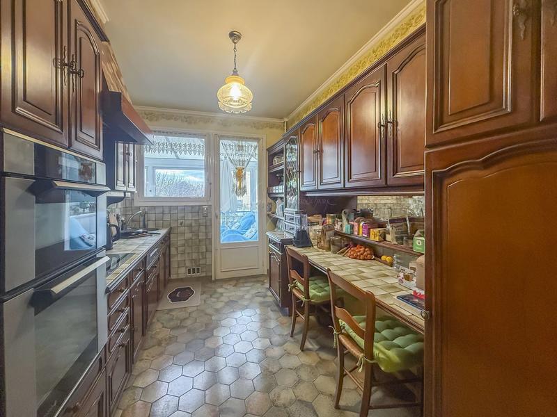 Maison - 131 m² - 8 pièces