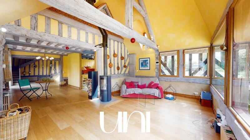 Maison - 287 m² - 10 pièces