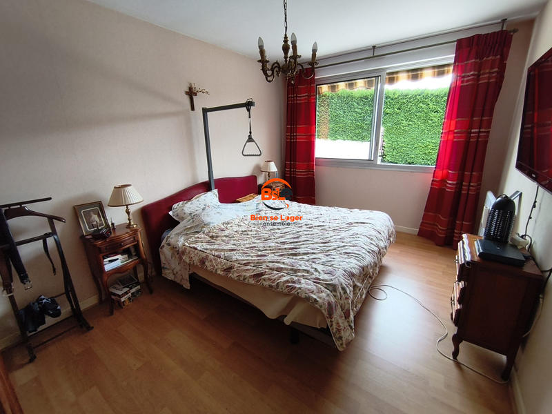 Villa - 196 m² - 8 pièces