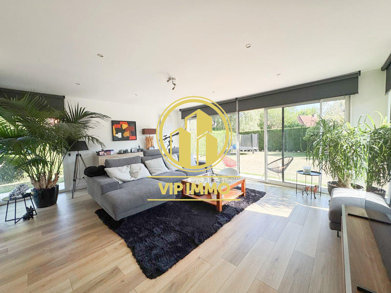 Maison - 141 m² - 5 pièces