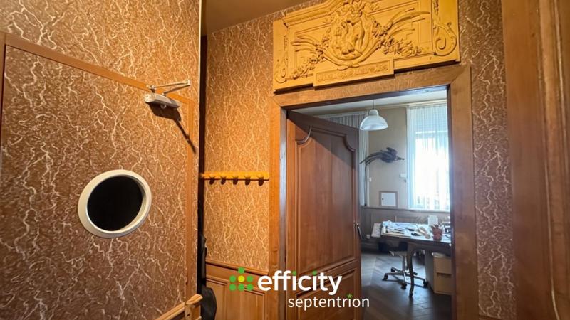 Maison - 320 m² - 10 pièces