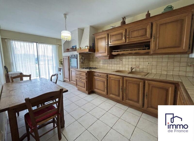 Appartement - 94 m² - 4 pièces