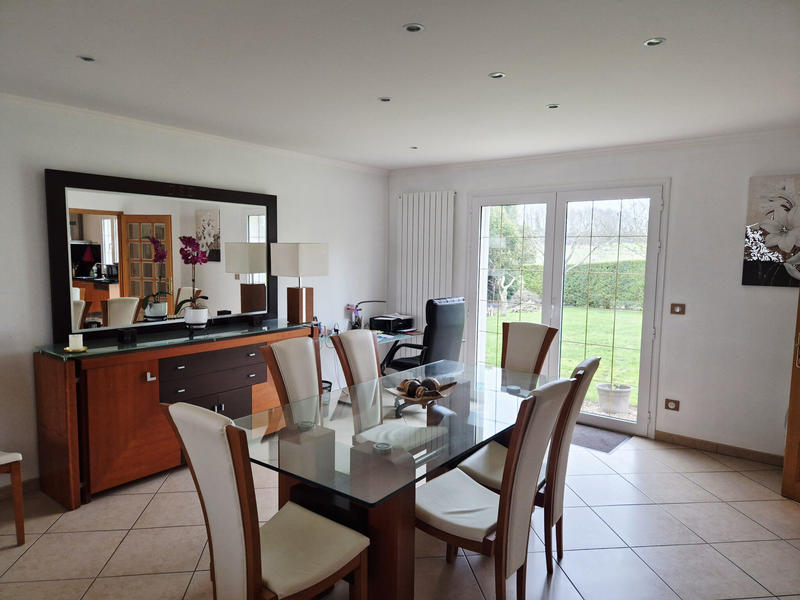 Maison - 198 m² - 6 pièces