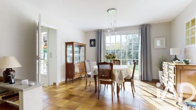 Maison - 160 m² - 5 pièces