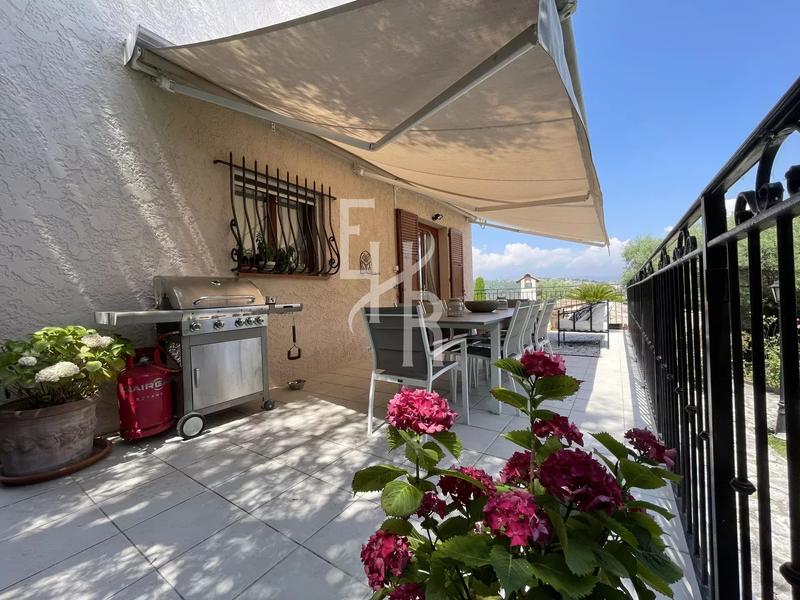 Villa - 173 m² - 7 pièces